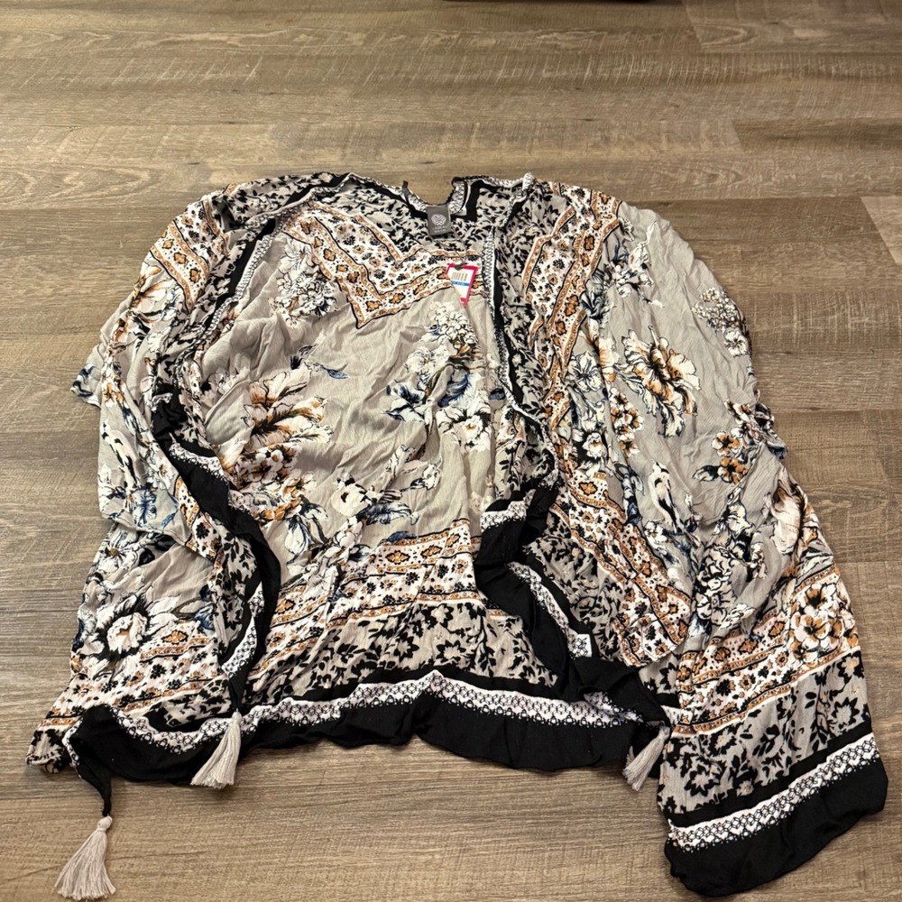 Vince Camuto Kimono